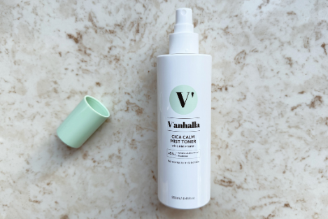 Cica Calm Mist Toner von Vanhalla im Test: Die perfekte Lösung für empfindliche, gestresste Haut